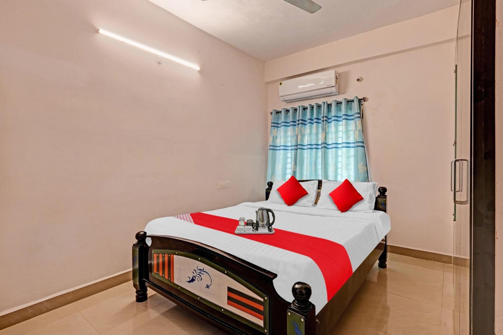 Hotel O Coastal Inn Luxury Service Apartments Какінада Екстер'єр фото