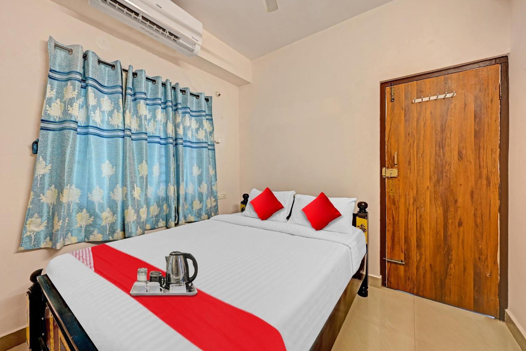 Hotel O Coastal Inn Luxury Service Apartments Какінада Екстер'єр фото