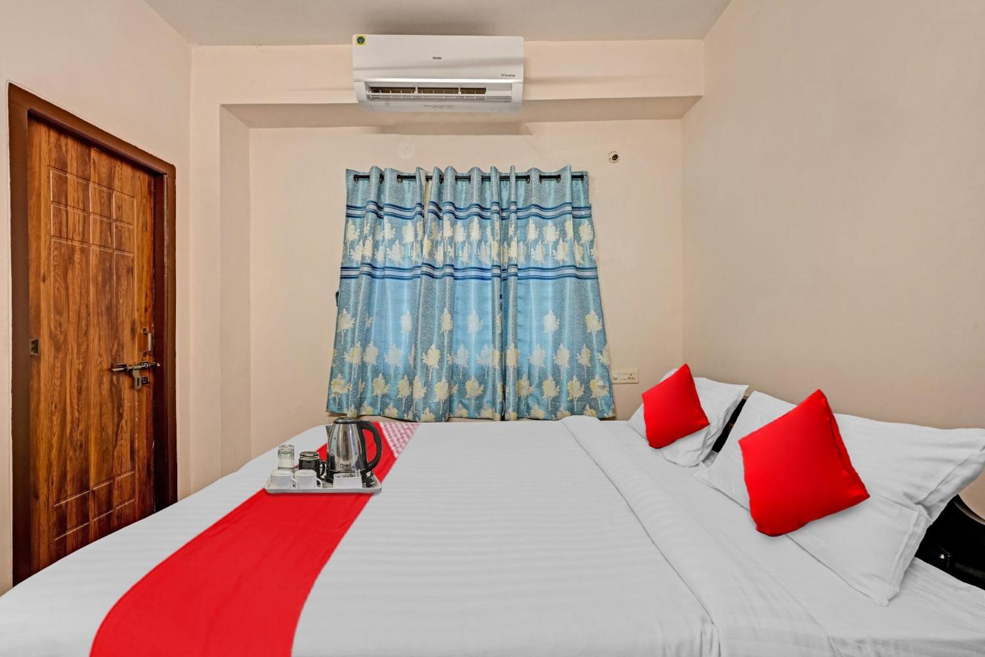 Hotel O Coastal Inn Luxury Service Apartments Какінада Екстер'єр фото